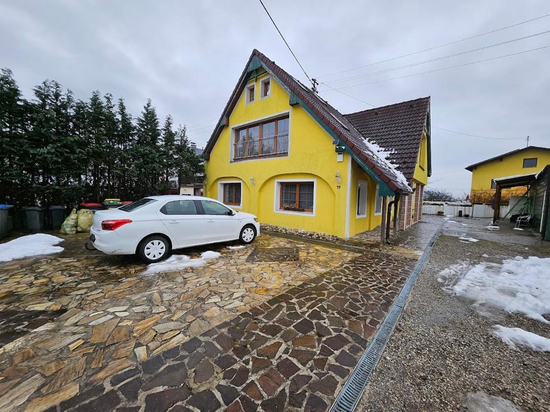 Apartamento Pension Donaublick Grein 2 In Stifterstrasse19. Exterior foto