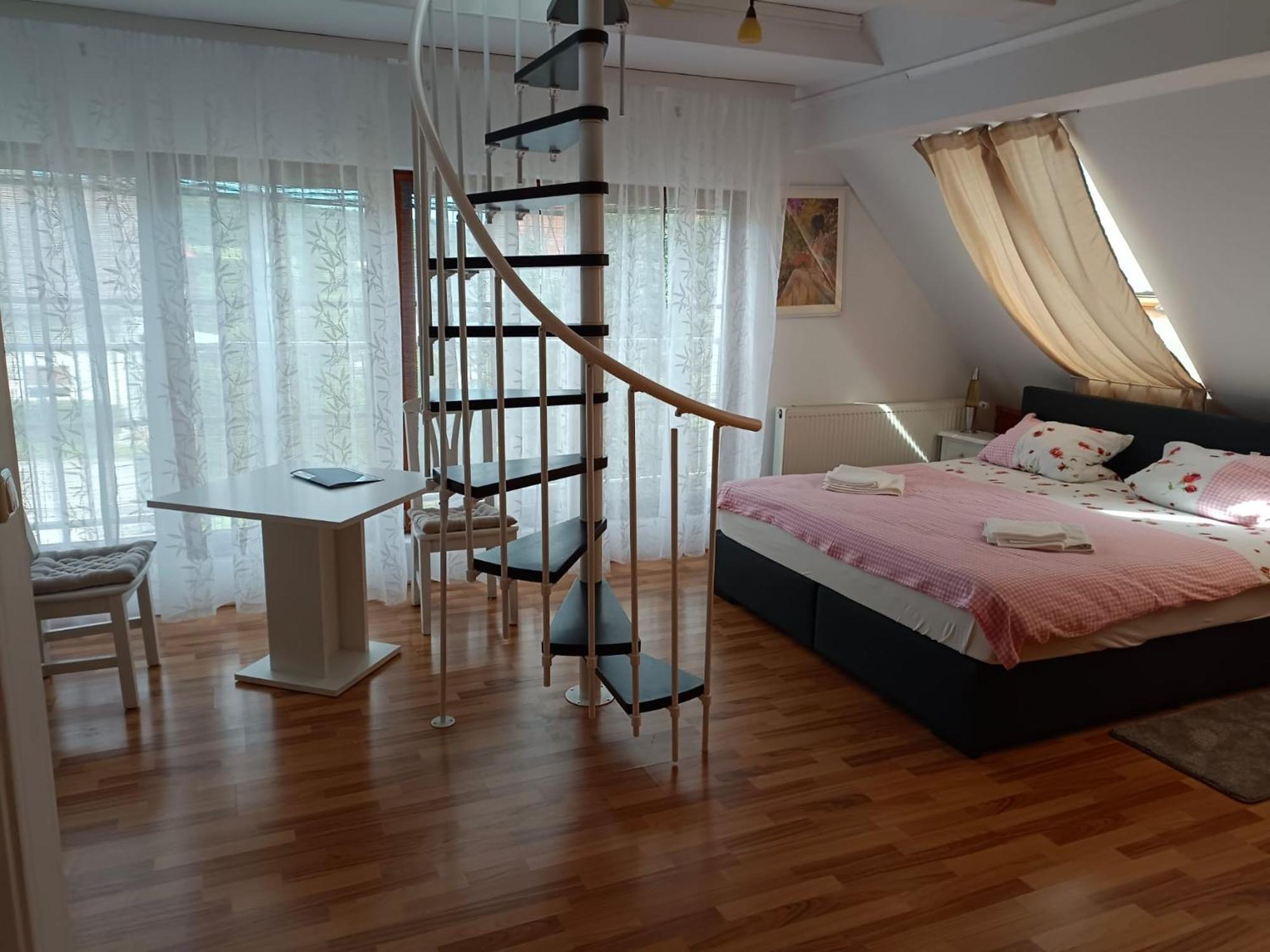 Apartamento Pension Donaublick Grein 2 In Stifterstrasse19. Exterior foto